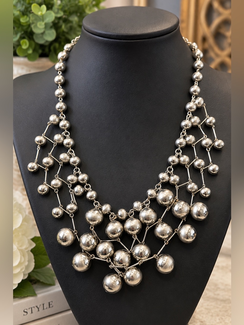 R.J. GRAZIANO VINTAGE SILVER TONE BALL FRINGE STATEMENT NECKLACE DESIGNER Y2K